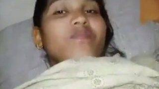 Gadis Belia Panas Menggila