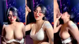 Sakila Sepong Crot Mulut, Nikmatin Tiap Tetesnya Sampai Puas.