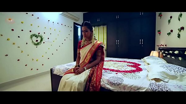 Film Hindi Pendek Baru, Bikin Meleleh Nih, Adegan Panasnya Bikin Ngilu.