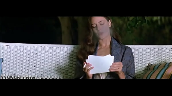 Gairah Terlarang Di China Moon: Patricia Healy 1994