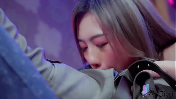 Cewek Cina Seksi Lin Siyu Lagi Ngewe Dan Digocoh Keras Banget.