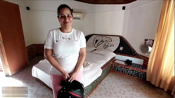 Follando A La Madre De Mi Ex Por Toda La Ciudad Tras Ser Humillado – Parte 1