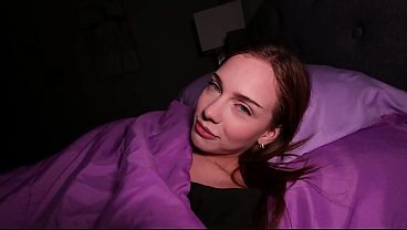 Tidur Satu Ranjang Sama Adik Tiri Mungilku – Venus Vixen, Badannya Mulus, Minta Dijilat