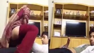 Ibu Montok Naik Kontol Teman Anaknya, Ngentot Ala Bangladesh.