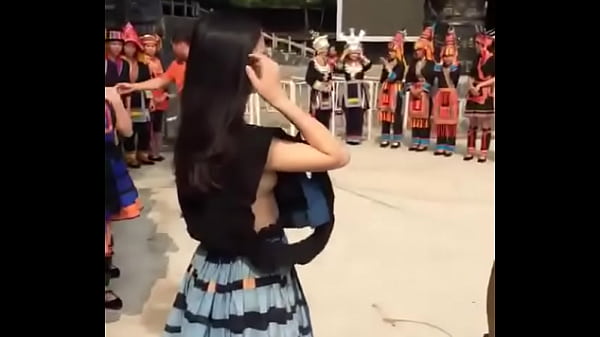 Ngentotin Puting Cewek China Kesenggol