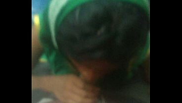 Desi Bibi Pengemis Di Kereta Lokal, Ngeseks Panas Bikin Malu