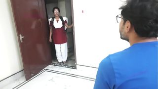 Cewek Bengali Lugu Digebuk Sama Orang Asing, Cerita Panas Hindi
