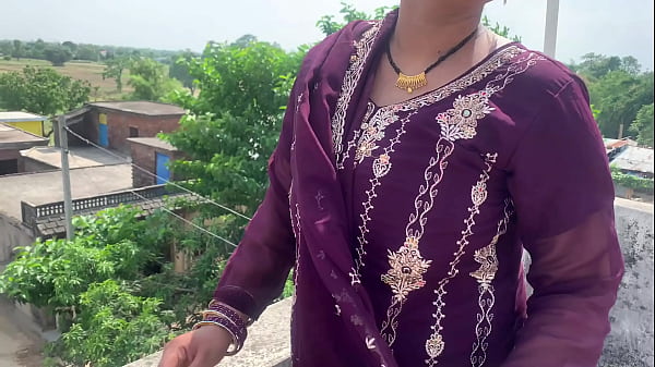 Bhojpuri Desi Bhabhi Ne Apni Chut Aur Jism Ka Pura Maza Diya, Hindi Audio Mein.