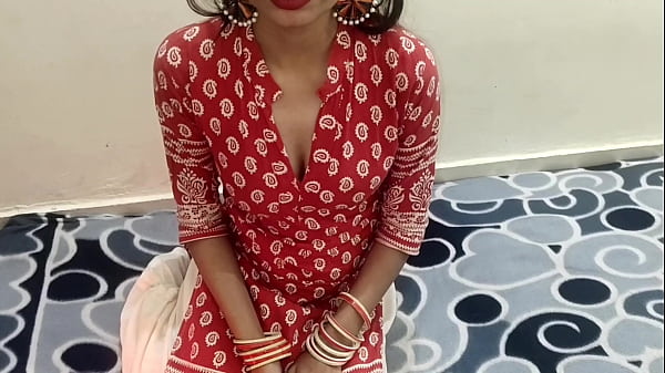 Desi Gaaon Ki Bhabhi Ne Parlour Mein Officer Ko Rishwat Na Dene Par Apni Gaand Marwa Di, Xxx Hd Hindi Audio Mein.