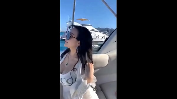 Cewek China, Kayaknya Emang Bikin Makin Gregetan.