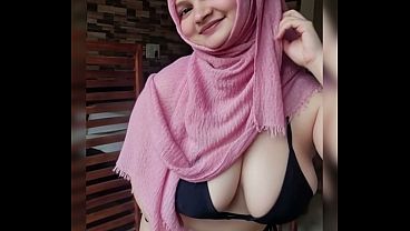 Twerk Compilasi Pantat Hijabku Yang Bikin Makin Panas