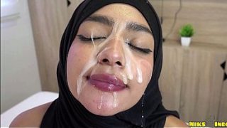 Cewek Hijab Abg Digenjot Keras Sampe Crot Di Mana-mana