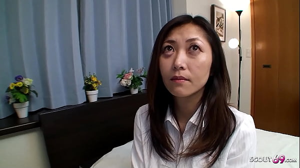 Ibu Tiri Jepang Yang Matang Dan Seksi Menggoda Untuk Ngewe Dan Creampie Di Film Jav Tanpa Sensor.