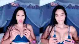 Anita Colong Perhatian Pascol Sambil Remes-remes Toket Basah