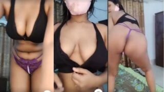 Ngentot Abis, Cewek Desi Bugil Goyang Panas Buat Menangin Game Online