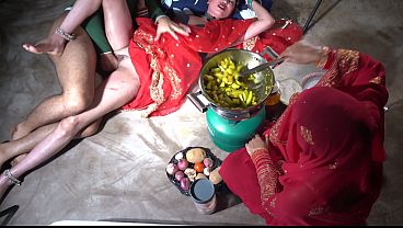 Ibu Tiri India Lagi Ml Di Dapur, Ngomong Kotor Pakai Bahasa Hindi, Ngewe Panas Bikin Makin Greget.