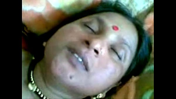 Nonton Video Panas Bini Orang Desa India Di Kamar Suami – Xvideos.com