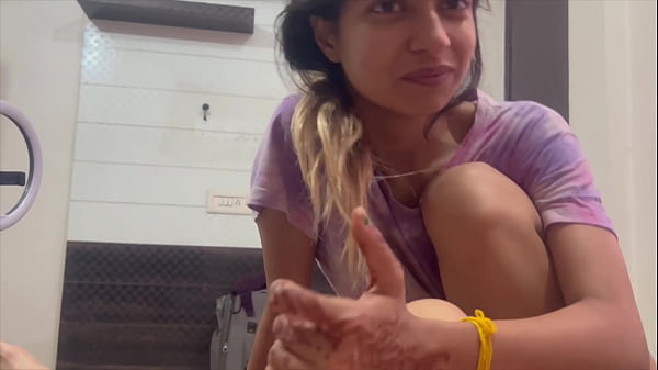 Desi Cewek Ngentot Tangan Di Lubang Pantat Sama Kakak Tiri