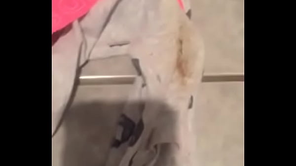 Goyangin Pantat Hot Desi Yang Bikin Ngilu