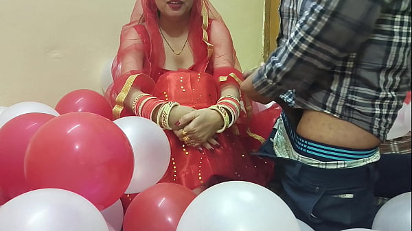 Malam Pertama Istri Baru Desi Cantik Hot Digasak Suami