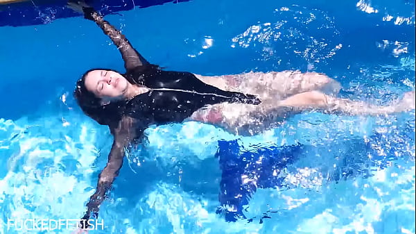Body Jessica Bunny Basah Kuyup Di Dalam Air, Siap Digoyang-goyang