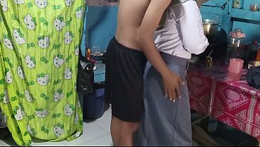 Ngentot Adik Ipar Di Dapur, Makin Greget Pas Mau Berangkat Sekolah, Bikin Makin Pengen Telat.