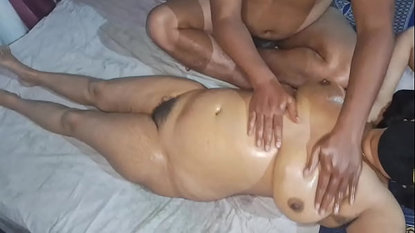 Desi Indian Bhabhi Pijat Bugil Panas Memek Basah