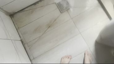 Gue Nemuin Dildo Di Kamar Ibu Tiri Arab Gue, Trus Gue Kasih Cobain Kontol Asli.
