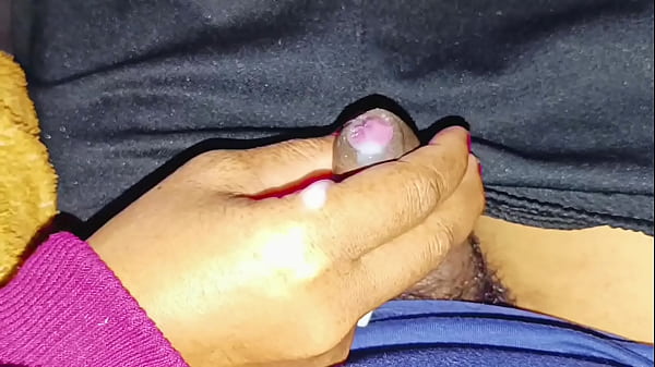 Tanteku Ngiler Lihat Kontol Kecil, Pengen Dijilat Terus.