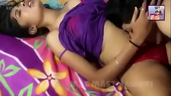 Desi Indian Cewek Sange, Siap Digoyang-goyang Sampai Puas