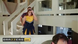 Remaja Suka Yang Gede – Gia Derza Digoyang Xander Corvus, Cewek Cheerleader Nakal – Brazzers